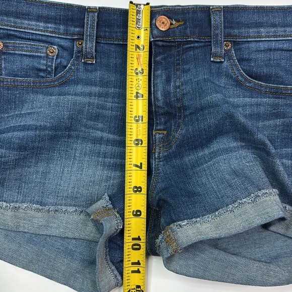 J.Crew Rolled Cuff Denim Shorts Size 26 - Picture 4 of 9